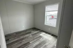 19 Bartlett St, Fairfield, ME 04937 - Photo 25