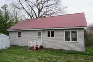 137 Union St, Belfast, ME 04915 - Photo 3