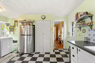 88 Pleasant St, Dover Foxcroft, ME 04426 - Photo 11