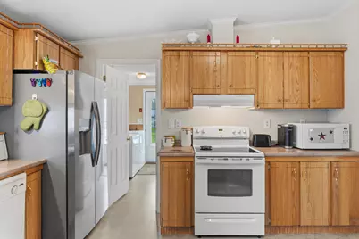4 Arundel Avenue, Lisbon, ME 04250 - Photo 17