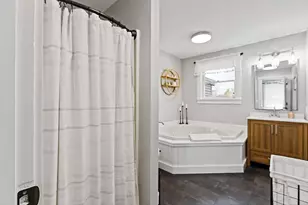 816 Riverside Dr, Augusta, ME 04330 - Photo 29