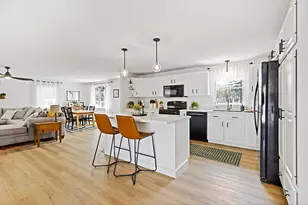 816 Riverside Dr, Augusta, ME 04330 - Photo 15
