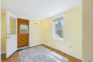 27 Water St, Orono, ME 04473 - Photo 17