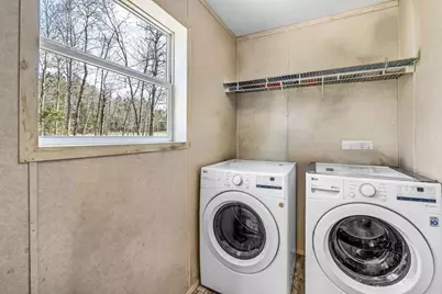 1047 Sunset Avenue, Glenburn, ME 04401 - Photo 17