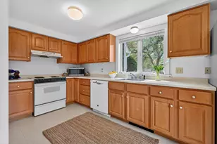 311 Seaside Ave, Saco, ME 04072 - Photo 15