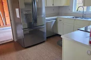 38 Cluf Bay Rd, Brunswick, ME 04011 - Photo 11