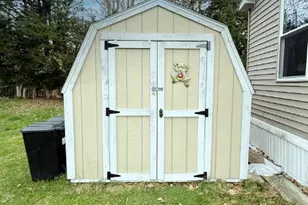 35 Round Stone Rd, Mount Vernon, ME 04352 - Photo 23