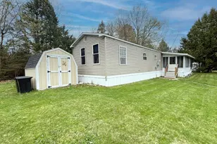 35 Round Stone Rd, Mount Vernon, ME 04352 - Photo 27
