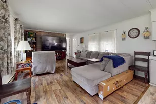 35 Round Stone Rd, Mount Vernon, ME 04352 - Photo 5