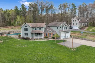 35 Barstow Rd, Gorham, ME 04038 - Photo 3