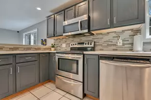 35 Barstow Rd, Gorham, ME 04038 - Photo 9