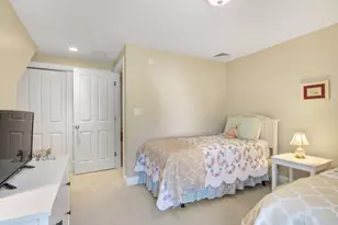 10 Lexington Dr, Kennebunk, ME 04043 - Photo 25
