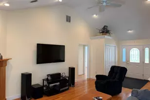 51 Riverside Dr, Alfred, ME 04002 - Photo 17