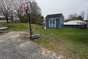 5 Western Ave, Jay, ME 04239 - Photo 11