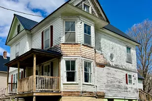 25 Elm St, Houlton, ME 04730 - Photo 3