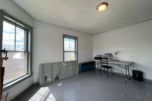 25 Elm St, Houlton, ME 04730 - Photo 35