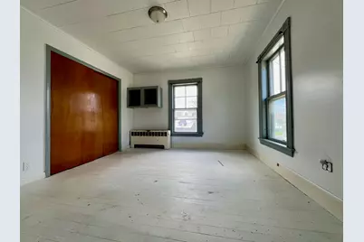 25 Elm Street, Houlton, ME 04730 - Photo 31