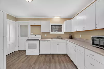 25 Pendleton Street, Brewer, ME 04412 - Photo 3