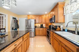 61 Kingsbury Rd, Holden, ME 04429 - Photo 15