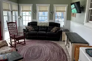 42 E Leavitt St, Skowhegan, ME 04976 - Photo 9