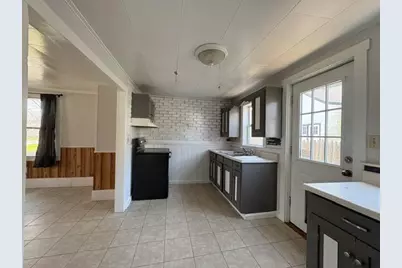 80 Pleasant Street, Rockland, ME 04841 - Photo 5
