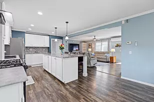 3830 Middle Rd, Sidney, ME 04330 - Photo 15