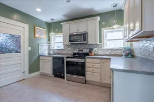 15 Berkley St, Rockland, ME 04841 - Photo 5