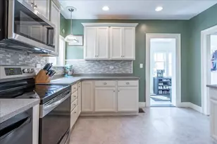 15 Berkley St, Rockland, ME 04841 - Photo 9