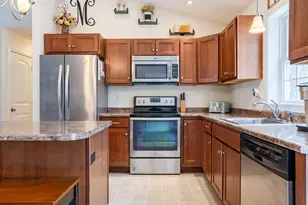 10 Contant Dr, Gray, ME 04039 - Photo 3