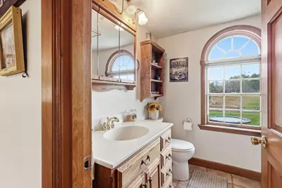 279 Merchants Row, Lebanon, ME 04027 - Photo 9
