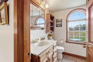 279 Merchants Row, Lebanon, ME 04027 - Photo 9
