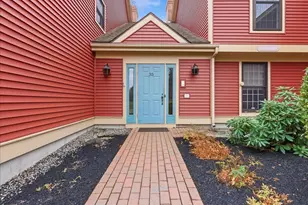 35 Estates Dr, Manchester, ME 04351 - Photo 3