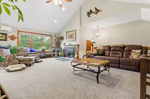 35 Estates Dr, Manchester, ME 04351 - Photo 11