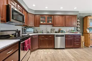35 Estates Dr, Manchester, ME 04351 - Photo 13