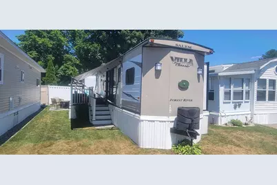 9 Bourne Avenue #D14, Wells, ME 04090 - Photo 3