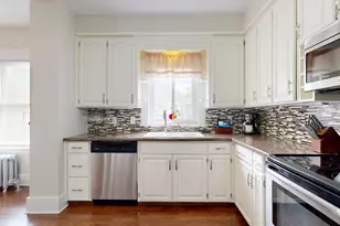 19 Fairlawn Ave, Lewiston, ME 04240 - Photo 9