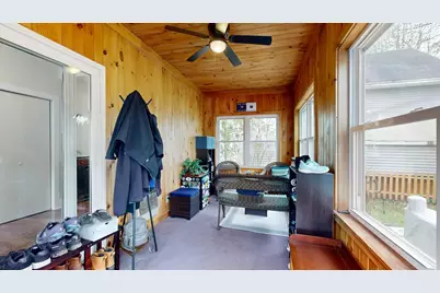 19 Fairlawn Avenue, Lewiston, ME 04240 - Photo 5