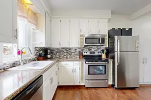 19 Fairlawn Ave, Lewiston, ME 04240 - Photo 13