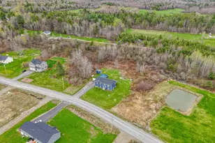 43 Boxwood Ln, Hermon, ME 04401 - Photo 11
