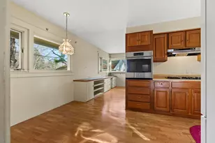 447 Wiscasset Rd, Boothbay, ME 04537 - Photo 13