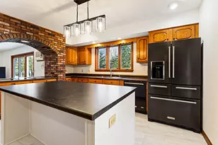 22 Court St, Winslow, ME 04901 - Photo 11