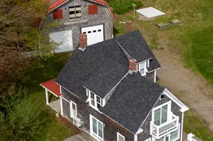 194 Water St, Eastport, ME 04631 - Photo 5