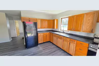 50 Elizabeth Street, Presque Isle, ME 04769 - Photo 9