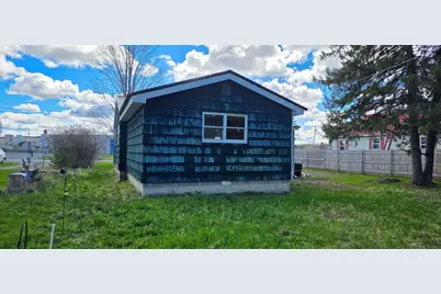 50 Elizabeth Street, Presque Isle, ME 04769 - Photo 5