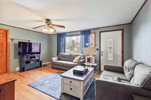 16 Claire St, Augusta, ME 04330 - Photo 15