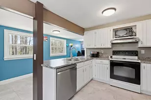 14 Margaret St, Naples, ME 04055 - Photo 3