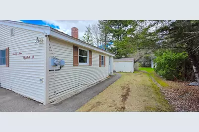 29 Elizabeth Street, Presque Isle, ME 04769 - Photo 3