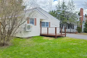 29 Elizabeth St, Presque Isle, ME 04769 - Photo 9