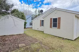 29 Elizabeth St, Presque Isle, ME 04769 - Photo 7
