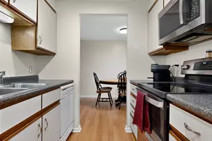 13 Academy Pl, Saco, ME 04072 - Photo 7